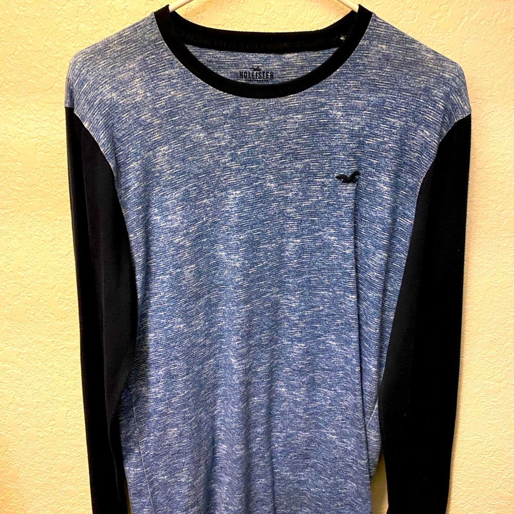 Men’s Hollister long-sleeve t-shirt